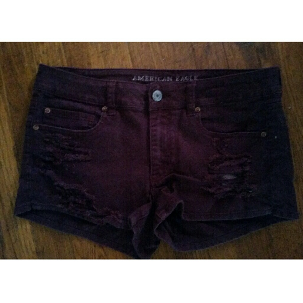 AE burgandy distressed shorts